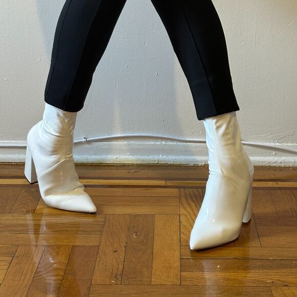 Steve Madden Slade White Patent Sock Ankle Bootie White Size 11 - Picture 4 of 8